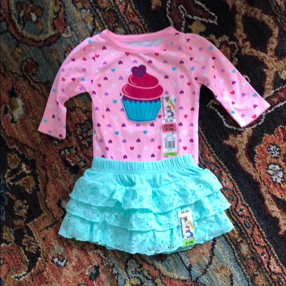 NWT 0-3 outfit